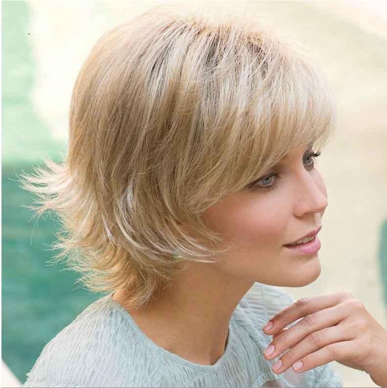 New Wig for Ladies Layered Short Haircut
